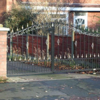 driveway gate North West